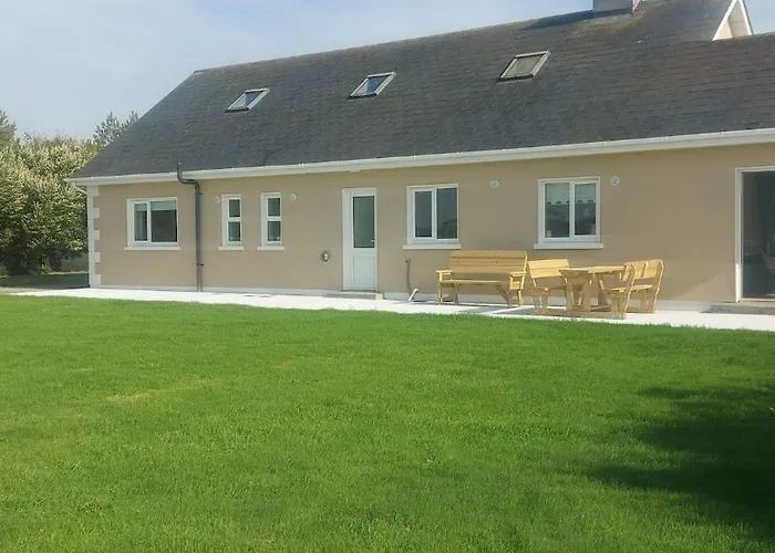 High Meadow House * Duncormick